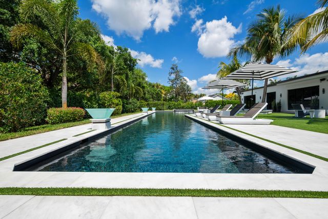 17872 W Fieldbrook Circle W, Boca Raton, FL 33496