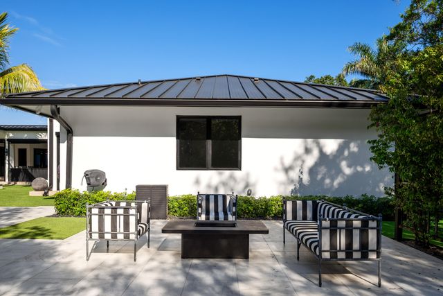 17872 W Fieldbrook Circle W, Boca Raton, FL 33496