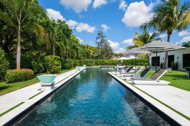 17872 W Fieldbrook Circle W, Boca Raton, FL 33496