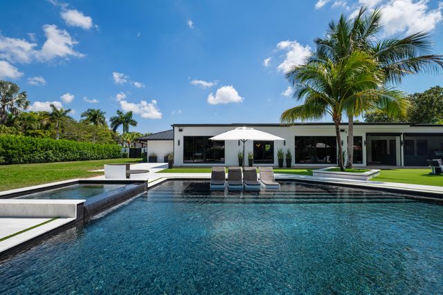 17872 W Fieldbrook Circle W, Boca Raton, FL 33496