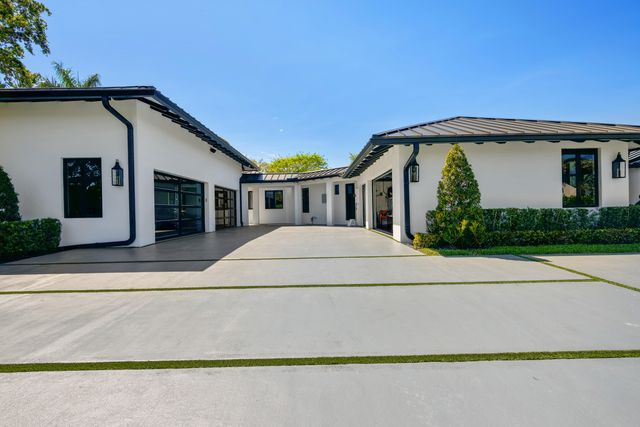 17872 W Fieldbrook Circle W, Boca Raton, FL 33496
