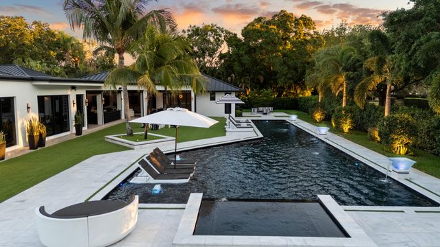 17872 W Fieldbrook Circle W, Boca Raton, FL 33496