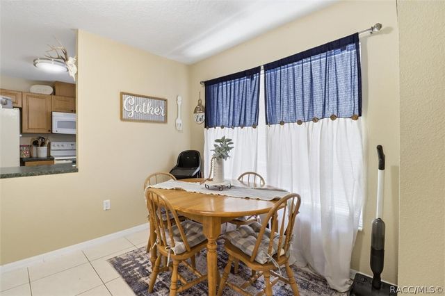 9878 W Riverwood Drive, Crystal River, FL 34428