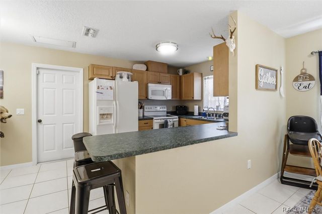 9878 W Riverwood Drive, Crystal River, FL 34428