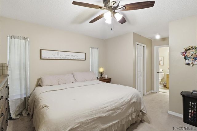 9878 W Riverwood Drive, Crystal River, FL 34428