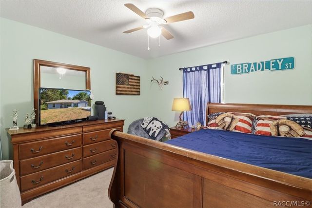 9878 W Riverwood Drive, Crystal River, FL 34428