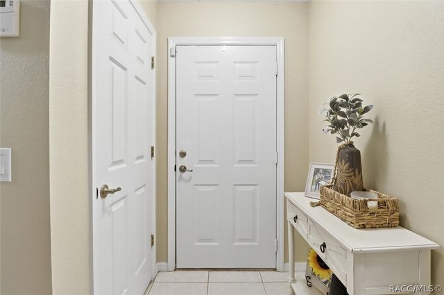 9878 W Riverwood Drive, Crystal River, FL 34428
