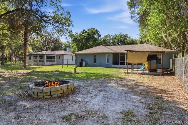 9878 W Riverwood Drive, Crystal River, FL 34428