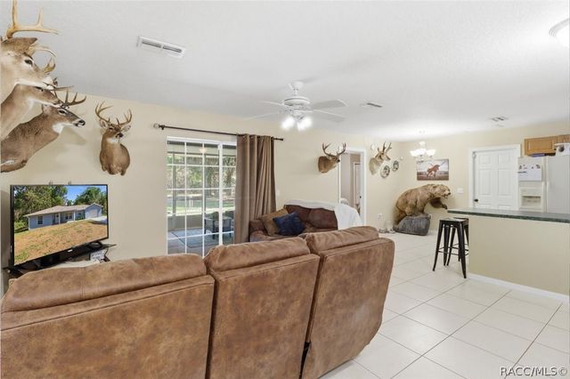 9878 W Riverwood Drive, Crystal River, FL 34428