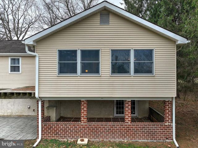 1822 LITTLE CONESTOGA RD, Elverson, PA 19520