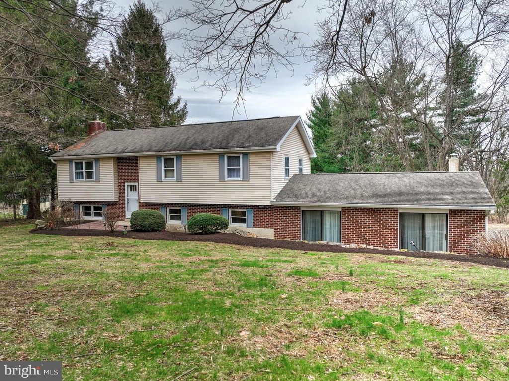 1822 LITTLE CONESTOGA RD, Elverson, PA 19520