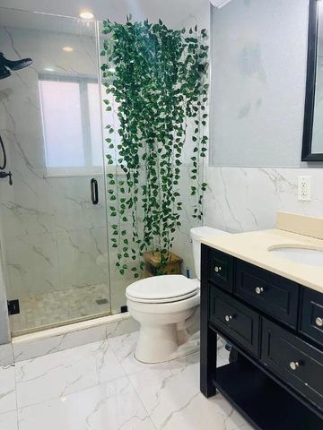 16400 NW 82nd Court 3, Miami Lakes, FL 33016