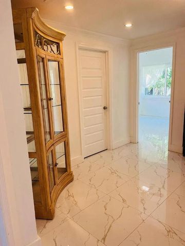 16400 NW 82nd Court 3, Miami Lakes, FL 33016