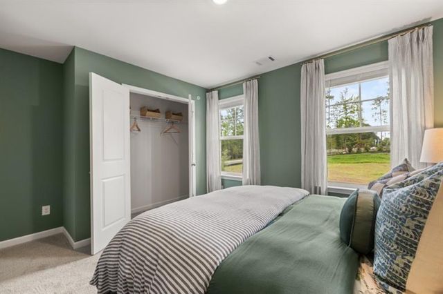 422 Red Dragon Drive, Jefferson, GA 30549