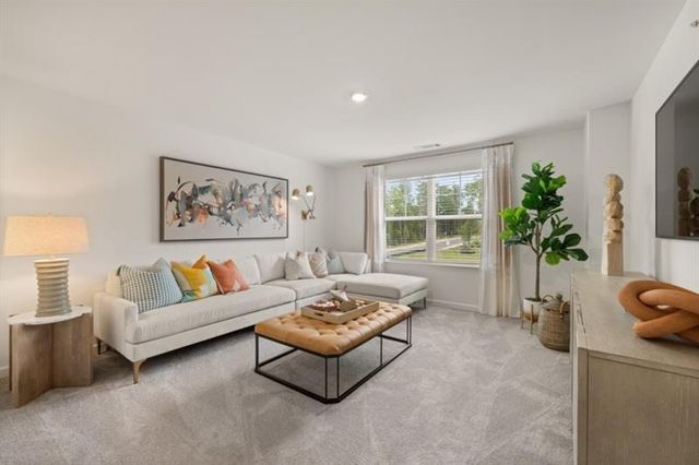422 Red Dragon Drive, Jefferson, GA 30549