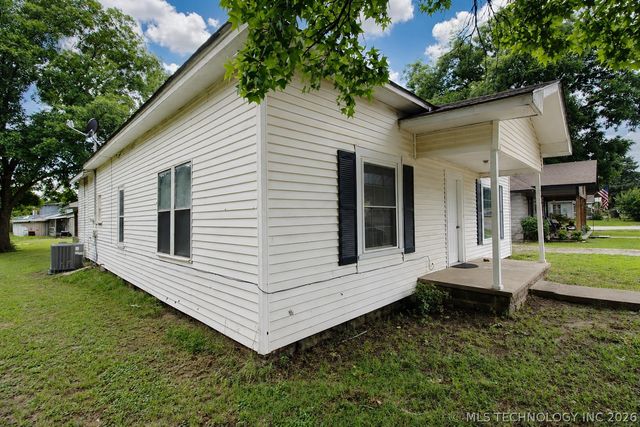 103 S Luella Street, Dewar, OK 74431