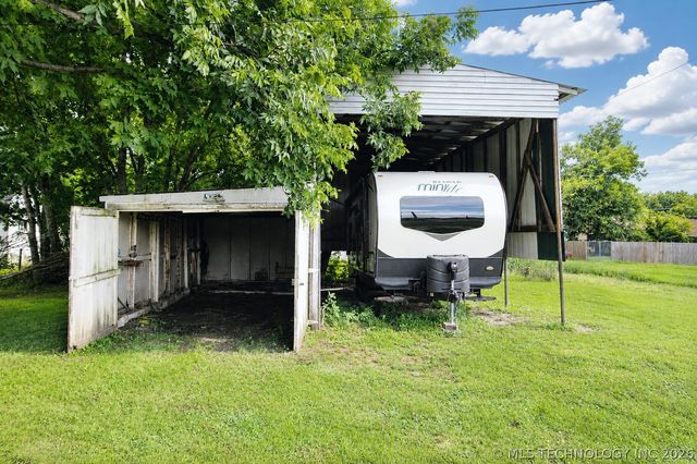 103 S Luella Street, Dewar, OK 74431