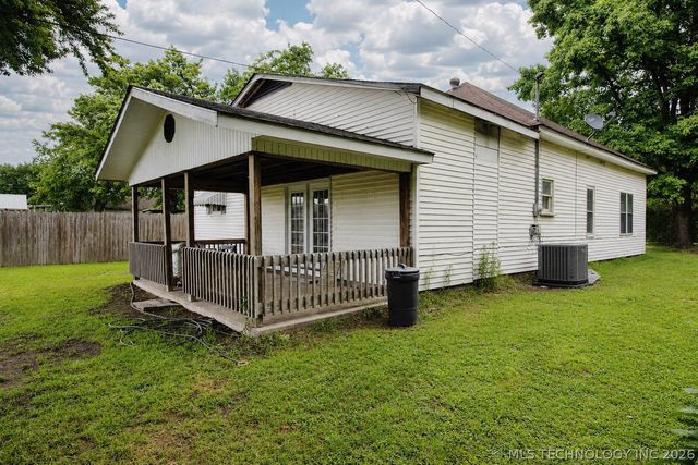 103 S Luella Street, Dewar, OK 74431