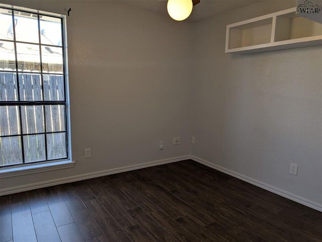 5132 LANGFORD LANE, Wichita Falls, TX 76310