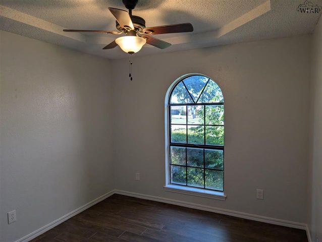 5132 LANGFORD LANE, Wichita Falls, TX 76310