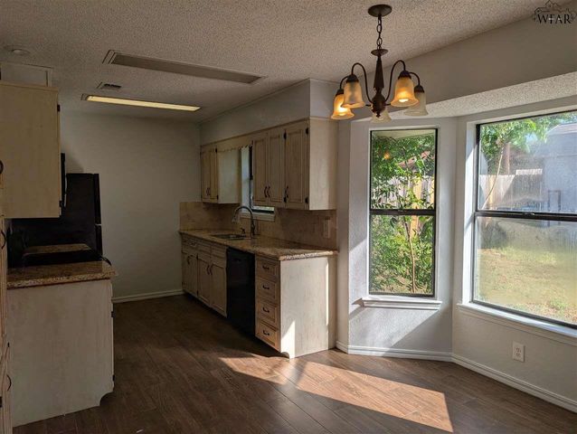 5132 LANGFORD LANE, Wichita Falls, TX 76310