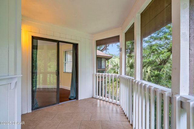 8 Oakmont Court, Palm Coast, FL 32137