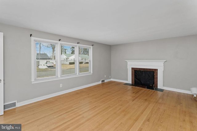 81 WITTENBORN AVE, Hamilton, NJ 08619