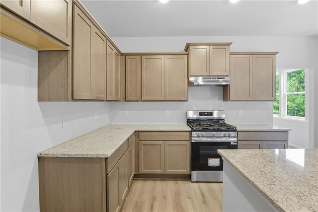 725 Oakmont Trace, Canton, GA 30114