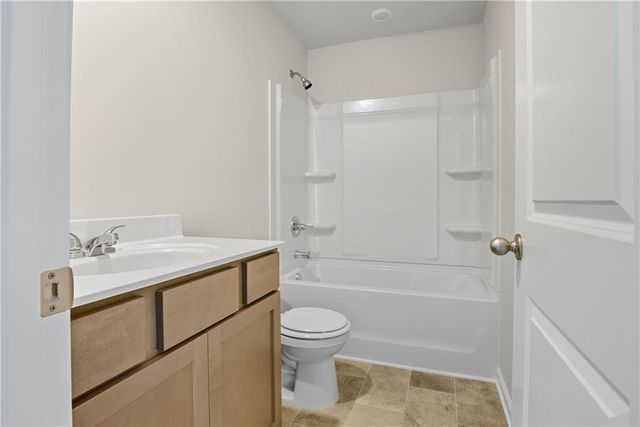 725 Oakmont Trace, Canton, GA 30114