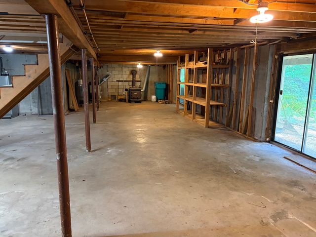 23 Forest St, Upton, MA 01568