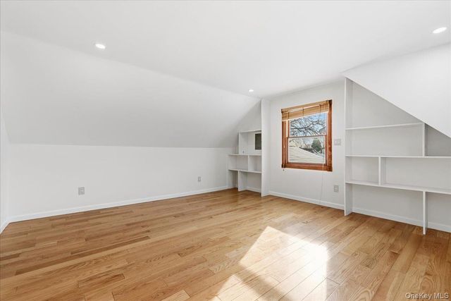 85 Briarcliff Road, Westbury, NY 11590