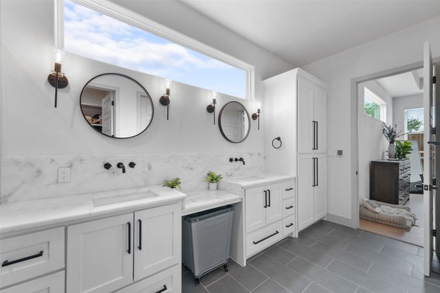 6715 Tyree Street, Dallas, TX 75209