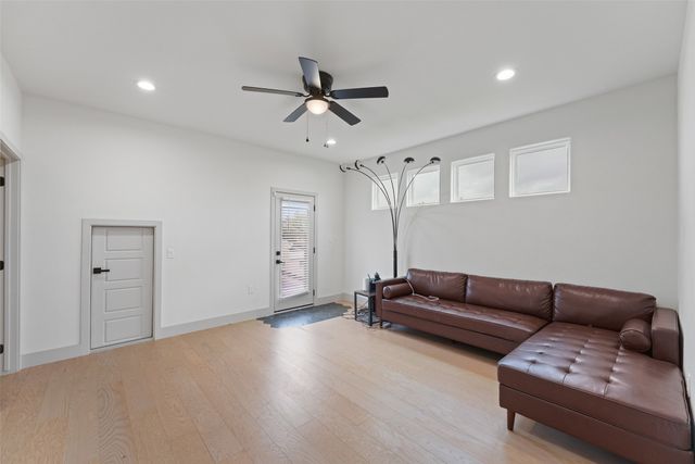 6715 Tyree Street, Dallas, TX 75209