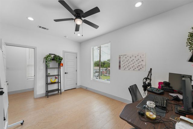 6715 Tyree Street, Dallas, TX 75209