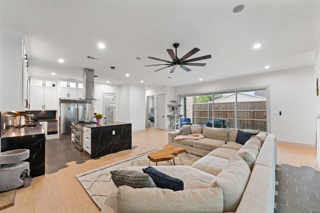 6715 Tyree Street, Dallas, TX 75209