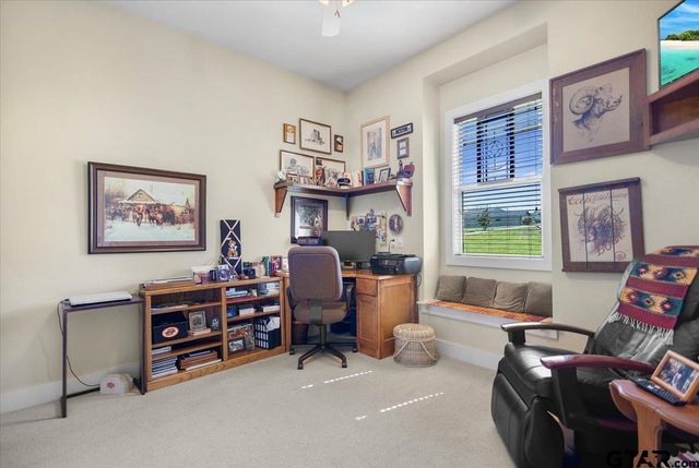 24050 Red Azalea Ln., Lindale, TX 75771