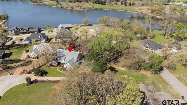 24050 Red Azalea Ln., Lindale, TX 75771