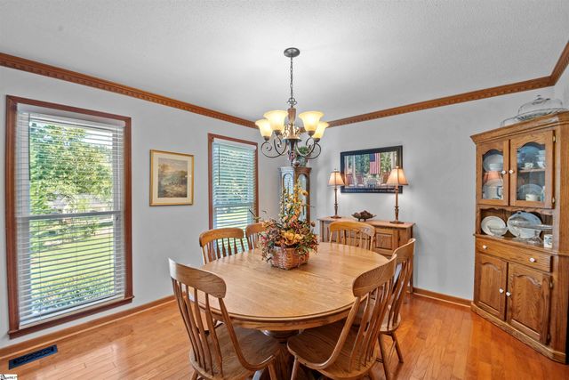 67 Washington Drive, Piedmont, SC 29673