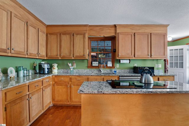 67 Washington Drive, Piedmont, SC 29673
