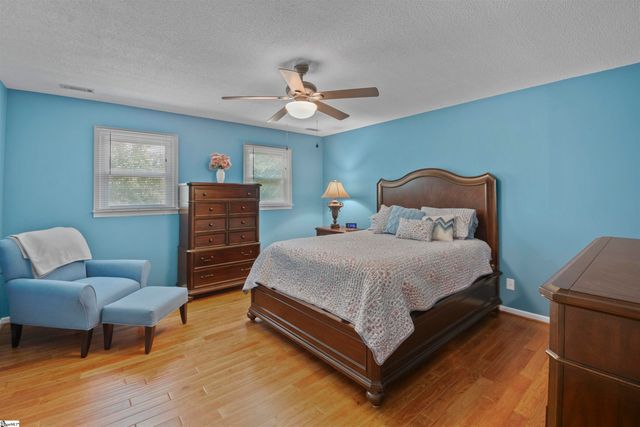 67 Washington Drive, Piedmont, SC 29673