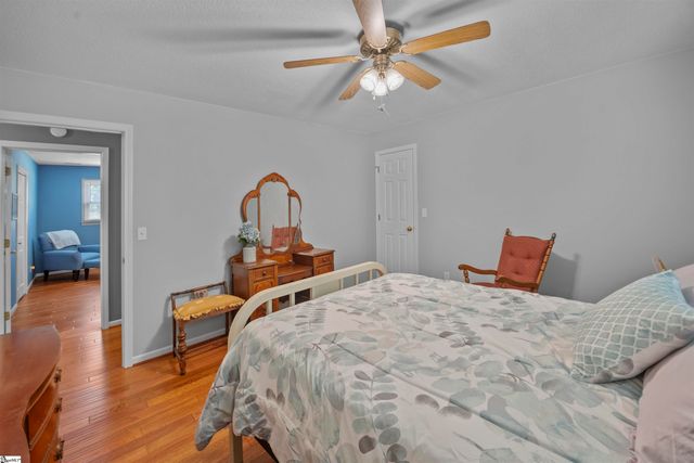 67 Washington Drive, Piedmont, SC 29673