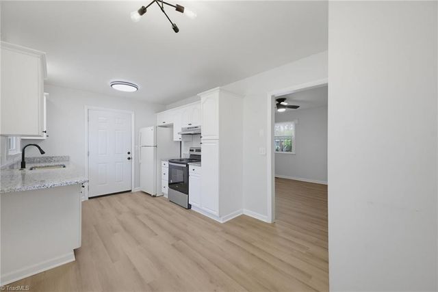1320 Underwood Avenue, Winston-salem, NC 27105