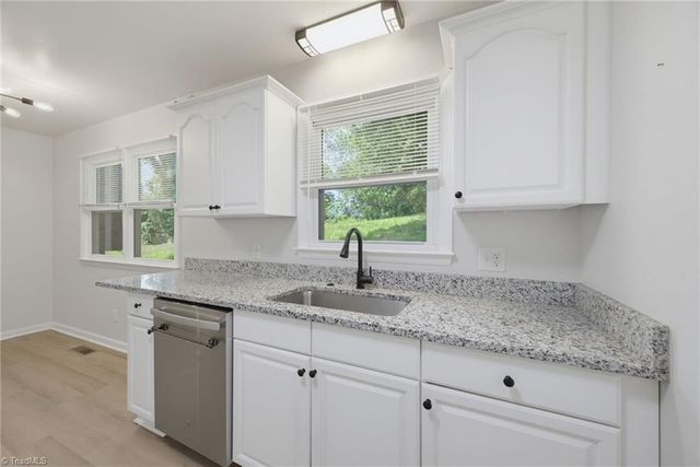 1320 Underwood Avenue, Winston-salem, NC 27105