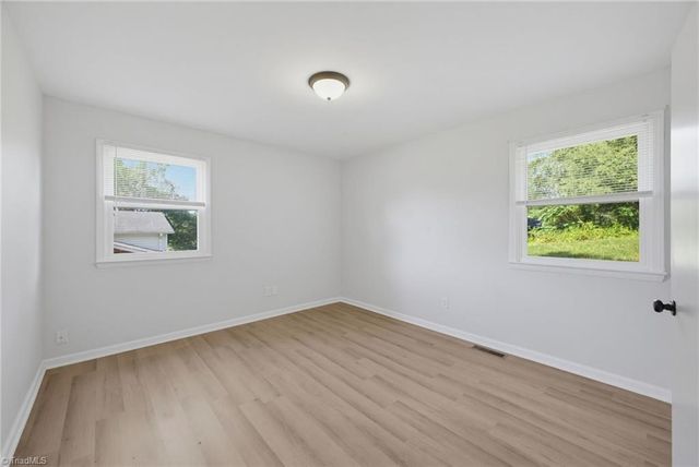 1320 Underwood Avenue, Winston-salem, NC 27105