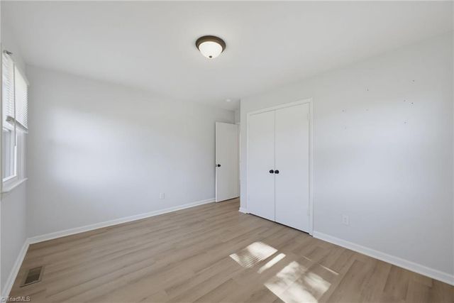 1320 Underwood Avenue, Winston-salem, NC 27105