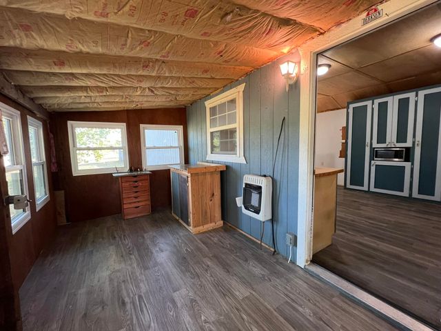 5210 County Road 5490, Willow Springs, MO 65793