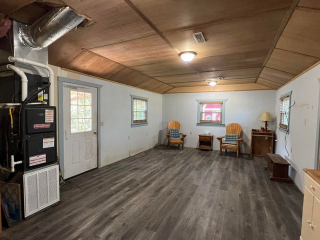 5210 County Road 5490, Willow Springs, MO 65793