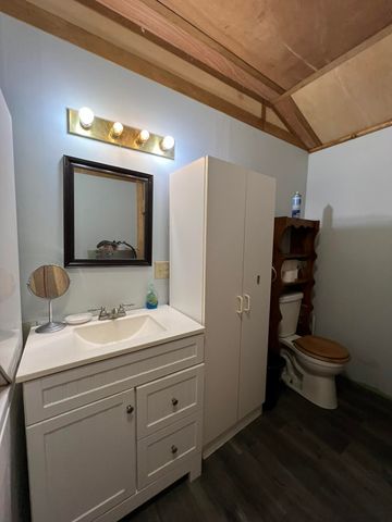 5210 County Road 5490, Willow Springs, MO 65793