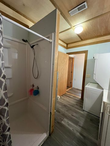 5210 County Road 5490, Willow Springs, MO 65793