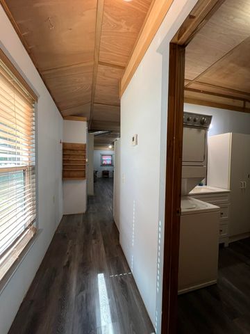 5210 County Road 5490, Willow Springs, MO 65793